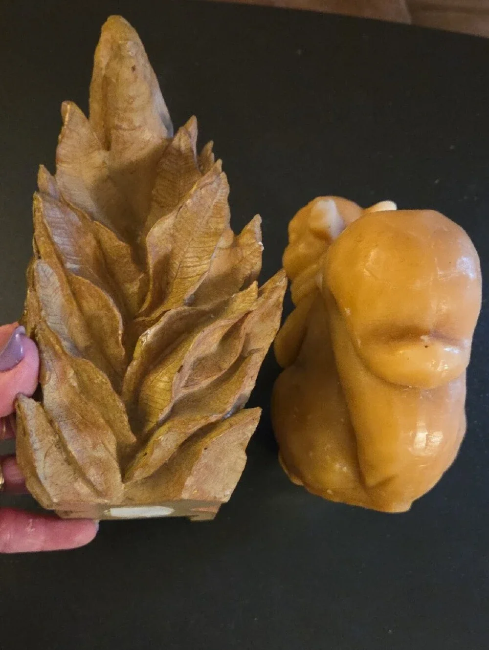Decorative Brown Leaf Squirrel Sculpture & Candle - Home Accents